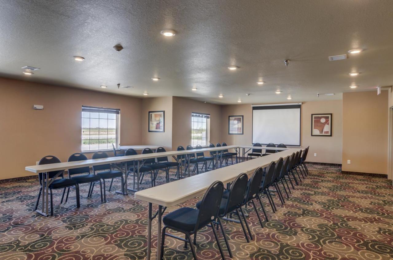 Cobblestone Inn & Suites-Kersey מראה חיצוני תמונה