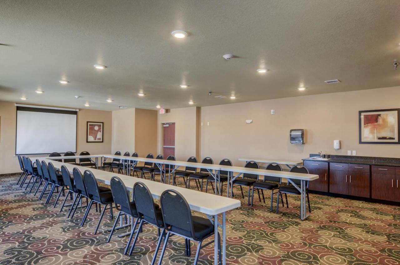 Cobblestone Inn & Suites-Kersey מראה חיצוני תמונה