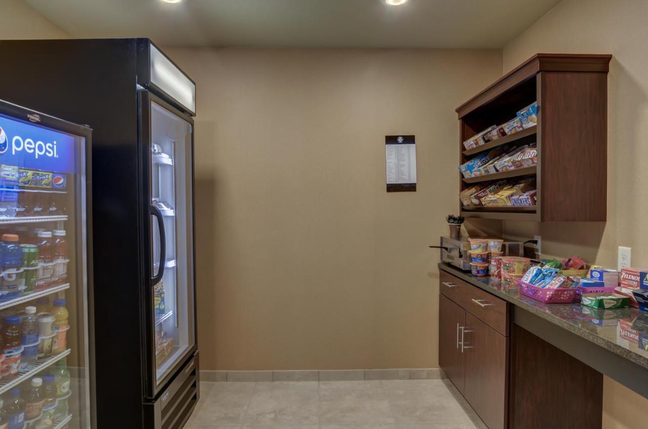 Cobblestone Inn & Suites-Kersey מראה חיצוני תמונה
